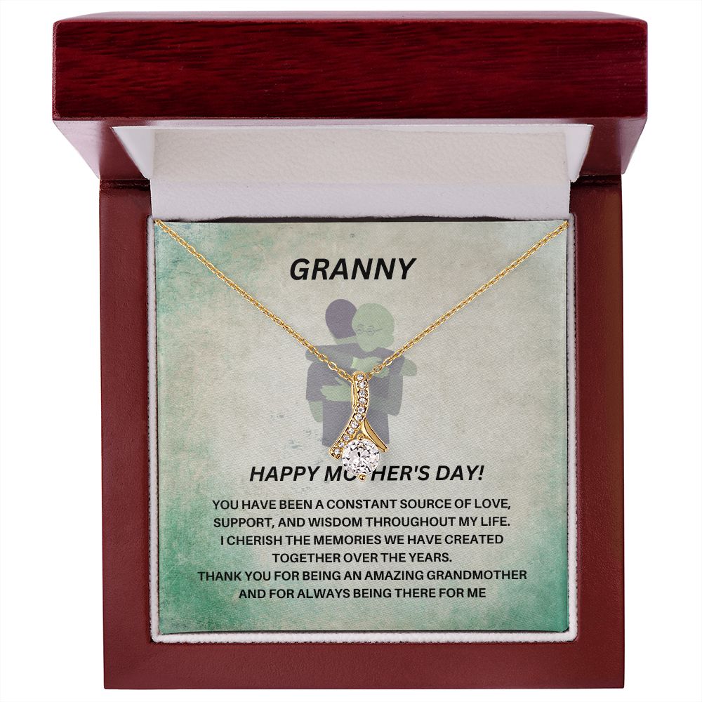 Grandmother-Alluring Beauty Necklace